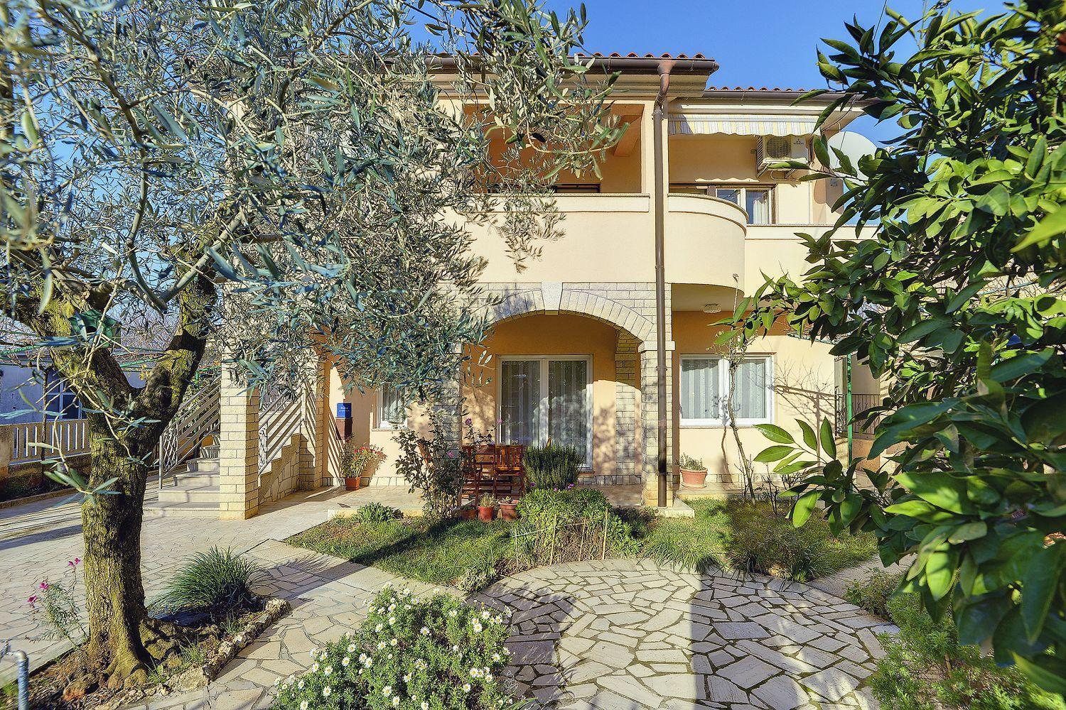 Apartment Ljuba Pula Exterior photo